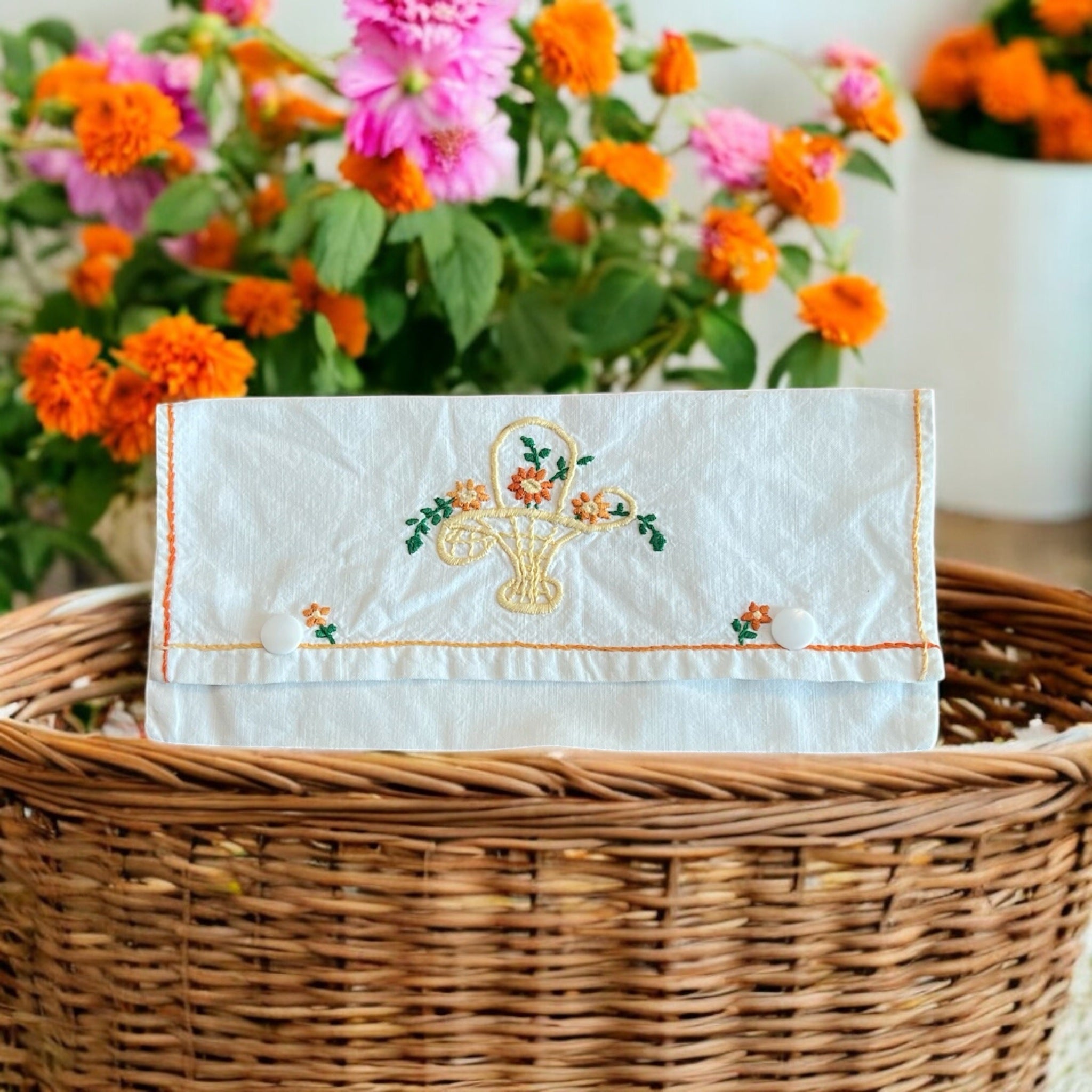 Pochette de rangement en tissu upcyclé