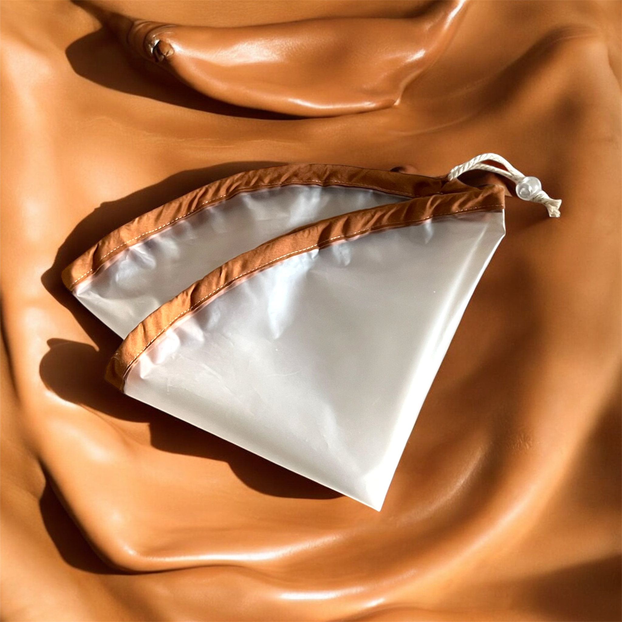 Couvre-plat Ajustable Transparent - Film alimentaire réutilisable