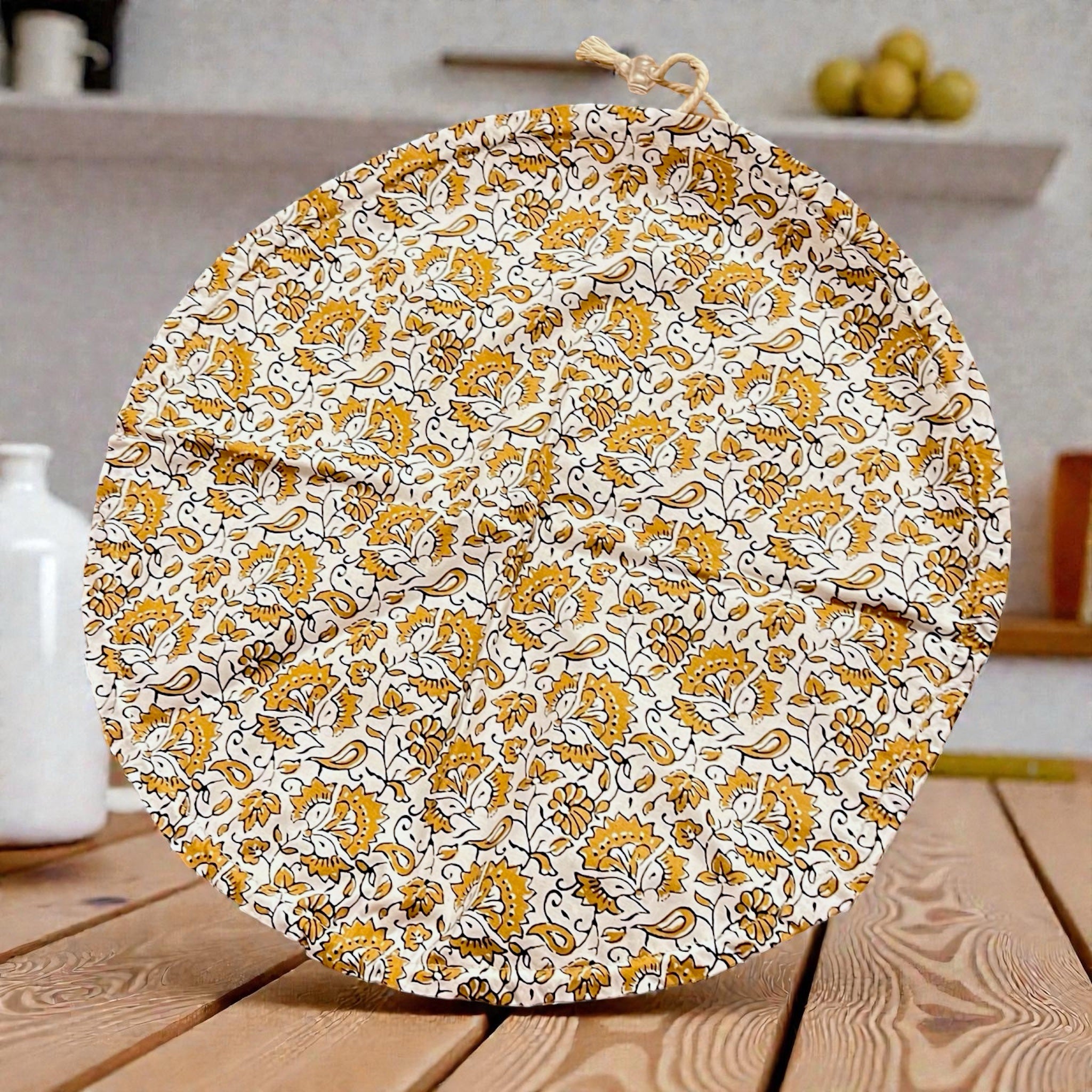 Couvre plat ajustable