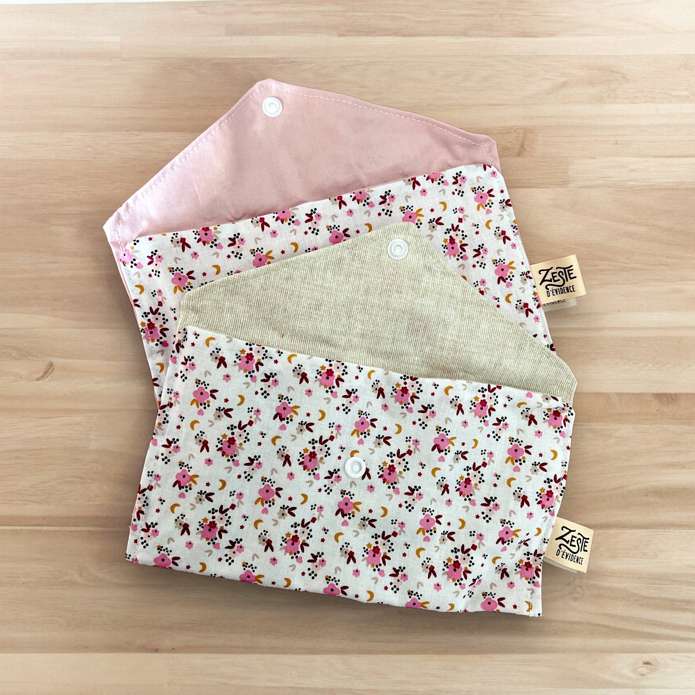 Pochette de transport pour protections menstruelles - Zeste d'Évidence