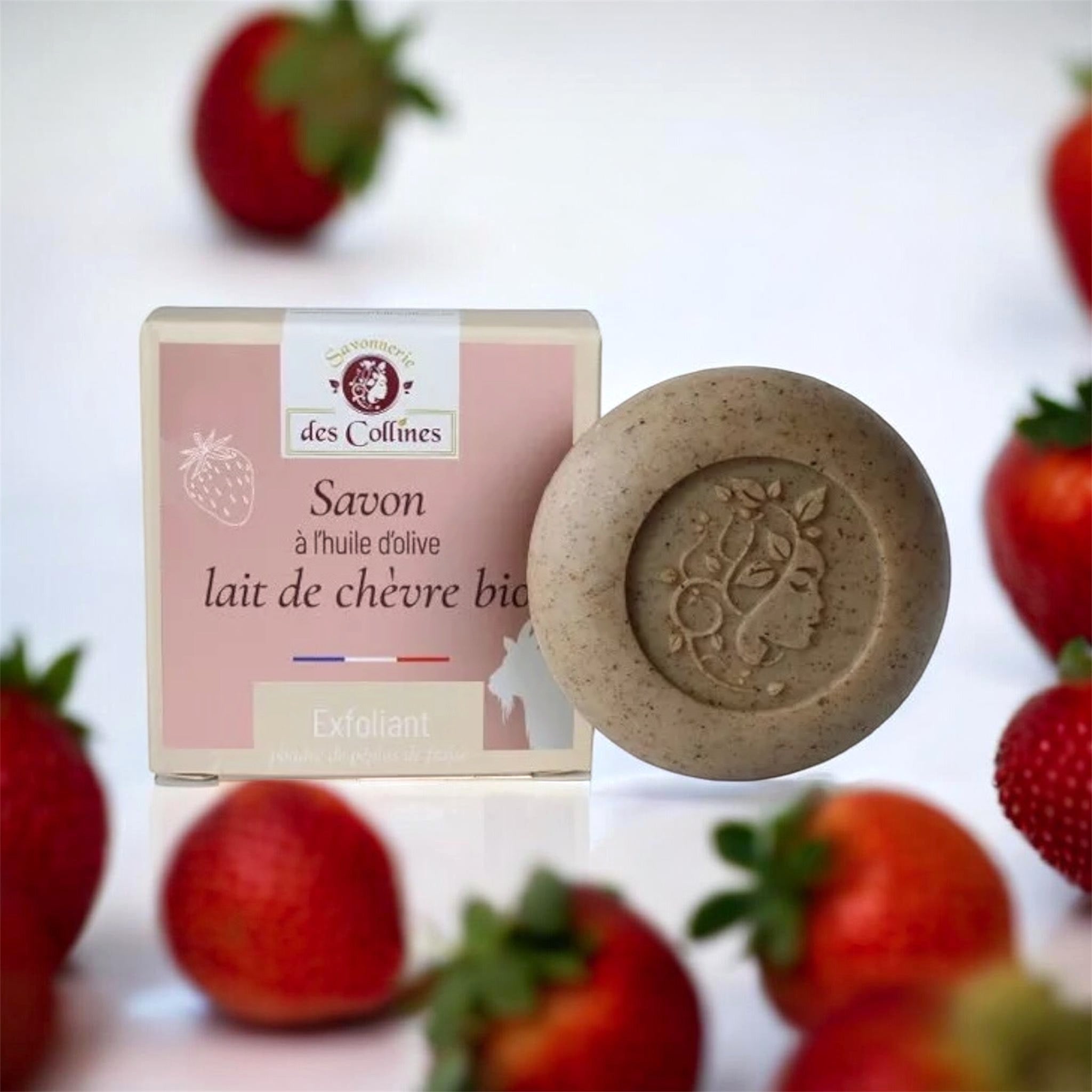 Savon solide Exfoliant au Lait de Chèvre et Pépins de Fraise - Zeste d'Évidence